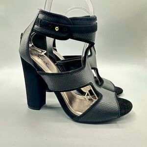 Qupid Strappy AnkleBack Zip Women US Size 8 Black Block Heel
